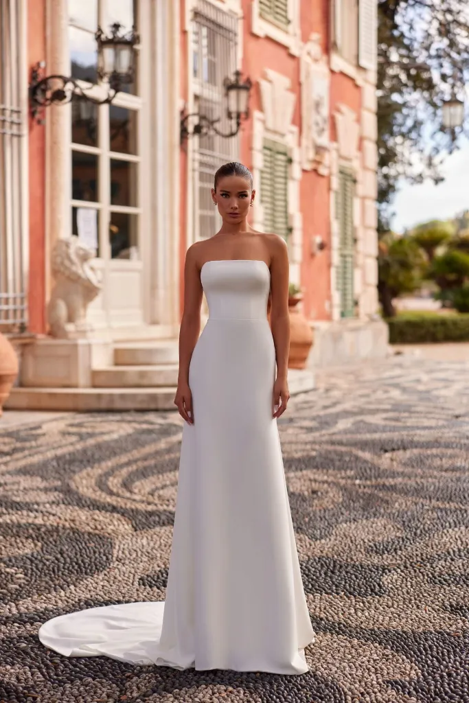 1412-2-Blanca Bridal WHolesale USA-Bride-wedding-dress-1366x2048.webp